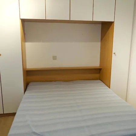 In By Scenic Beaches * نيوبورت